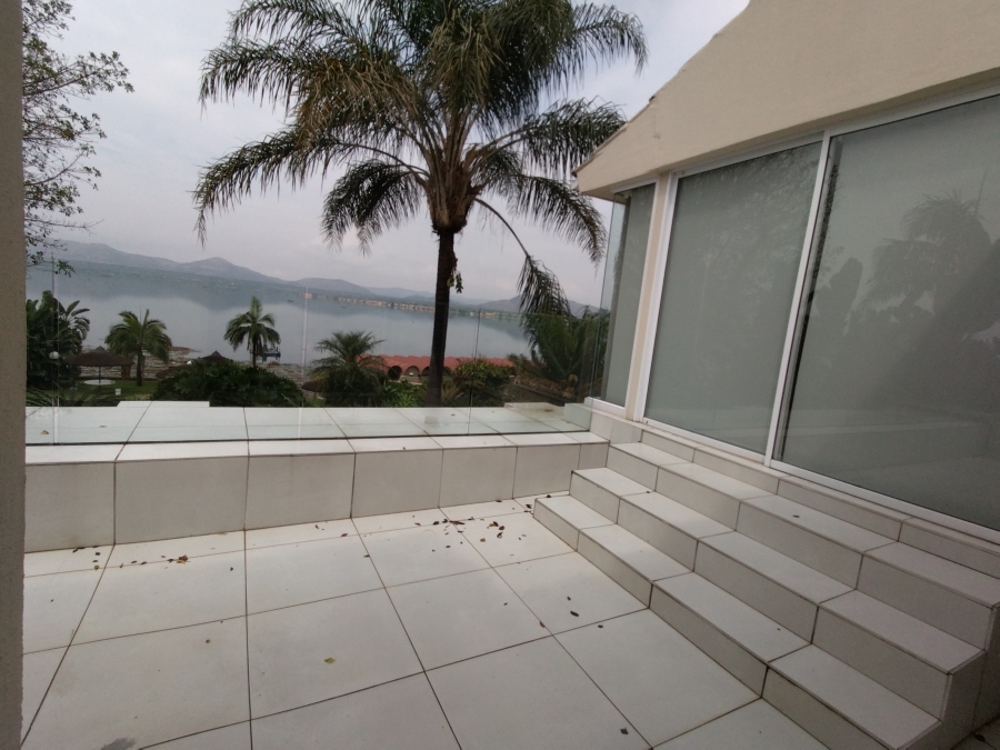 4 Bedroom Property for Sale in Kosmos North West